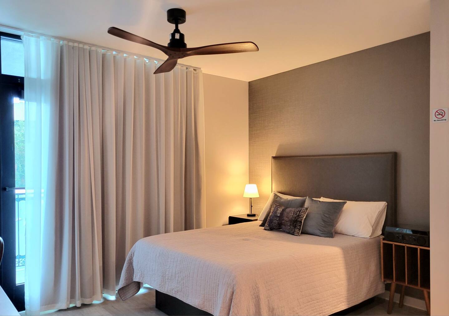 Stylish Studio at Sterling (#204) photo 2